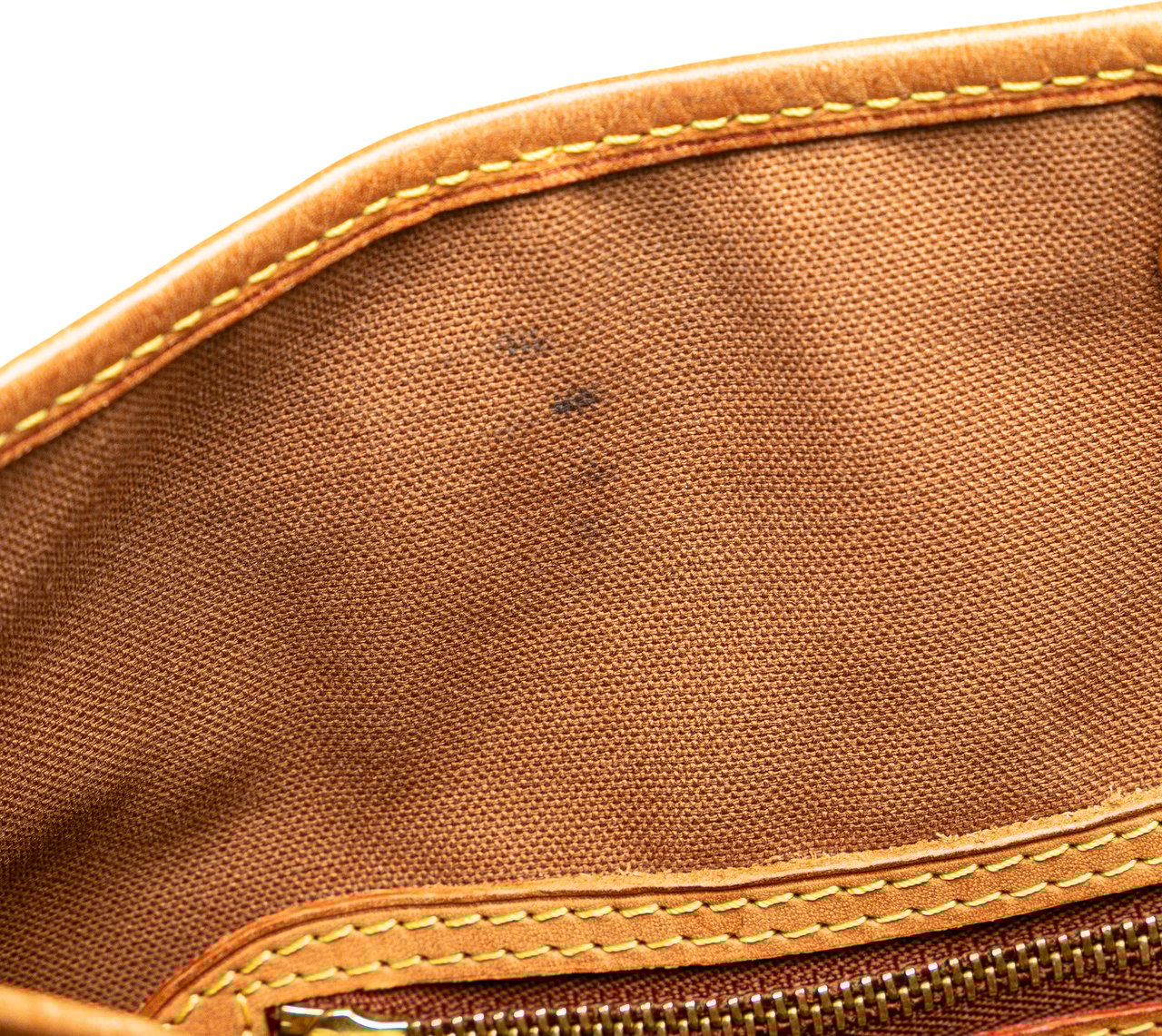 Louis Vuitton Monogram Batignolles Horizontal Bruin