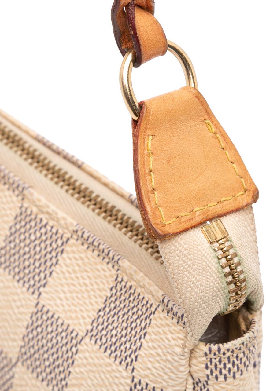 Louis Vuitton Damier Azur Pochette Accessoires Wit