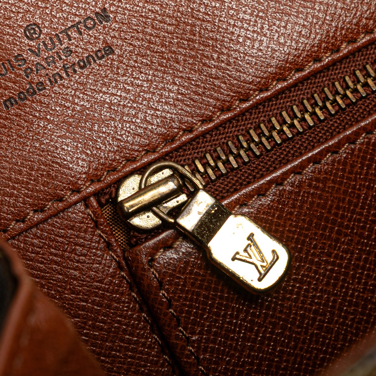 Louis Vuitton Monogram Pochette Dame GM Bruin