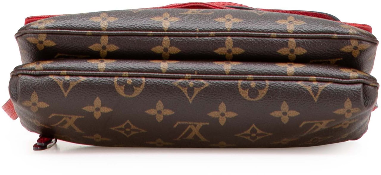 Louis Vuitton Monogram Twice Bruin