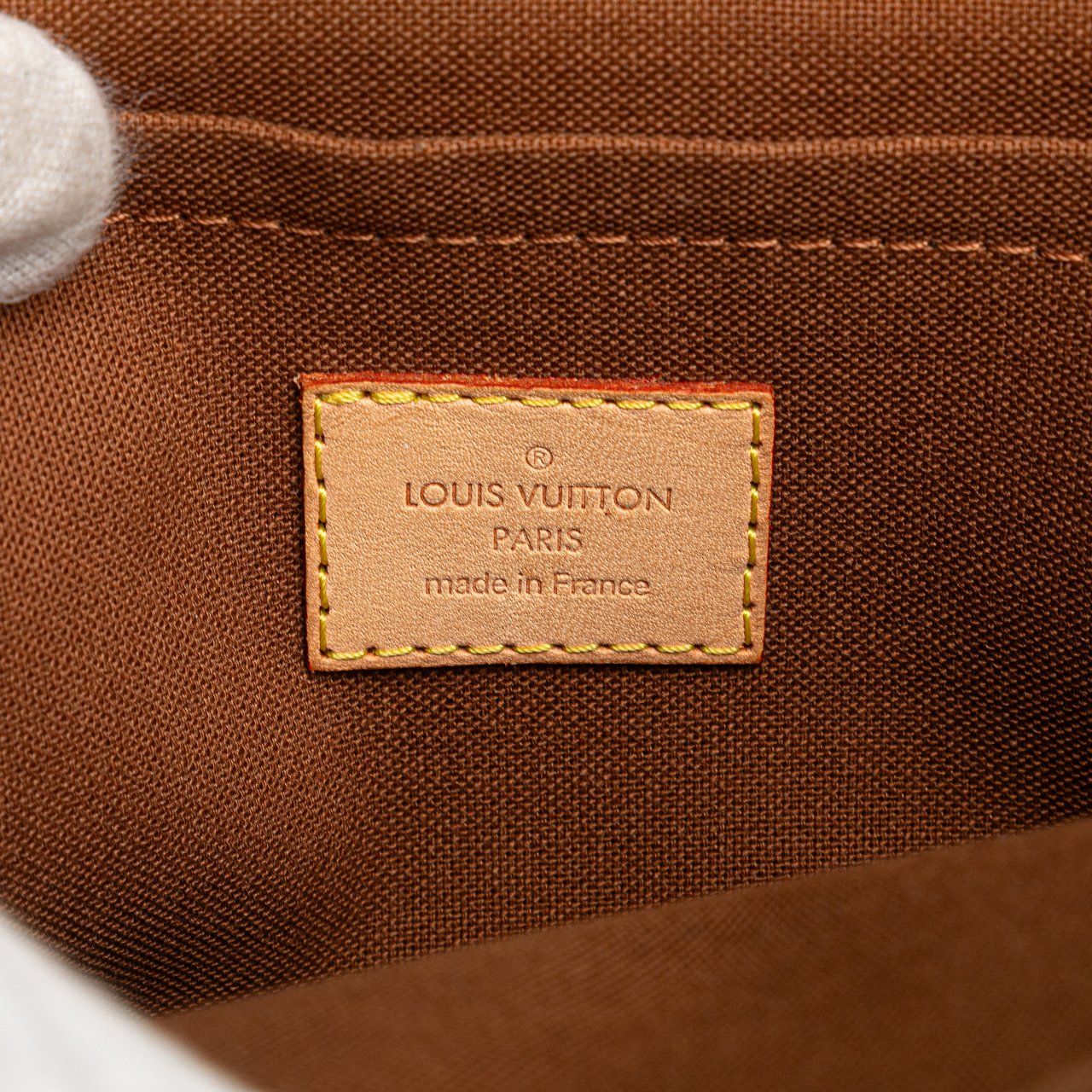 Louis Vuitton Monogram Bosphore Belt Bag Bruin