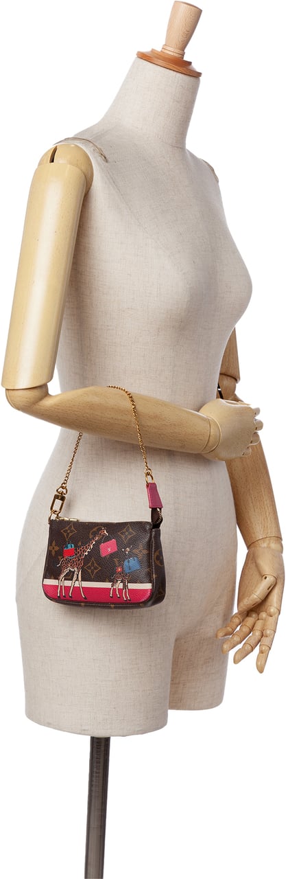 Louis Vuitton Monogram Giraffe Christmas Mini Pochette Accessoires Bruin