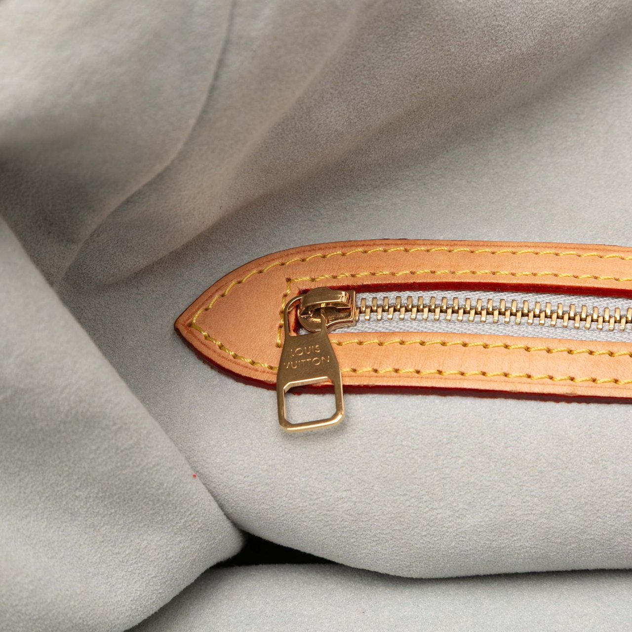 Louis Vuitton Monogram Denim Sunbeam Blauw