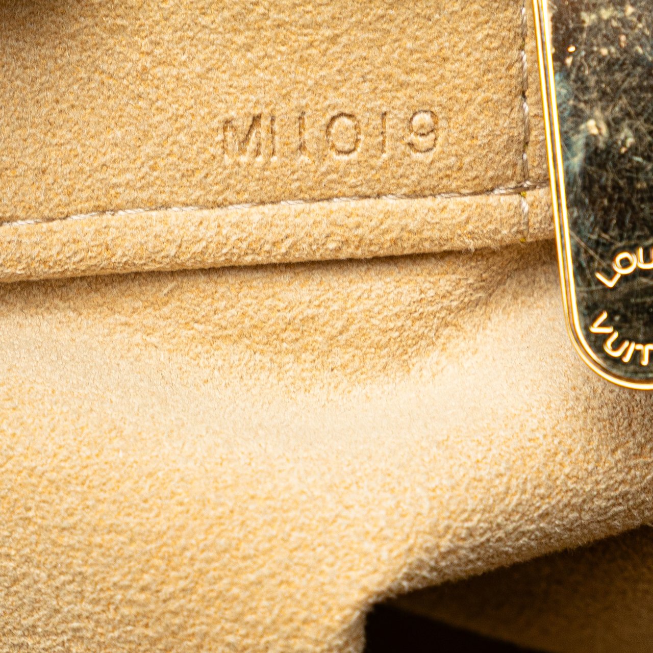 Louis Vuitton Monogram Boetie MM Bruin