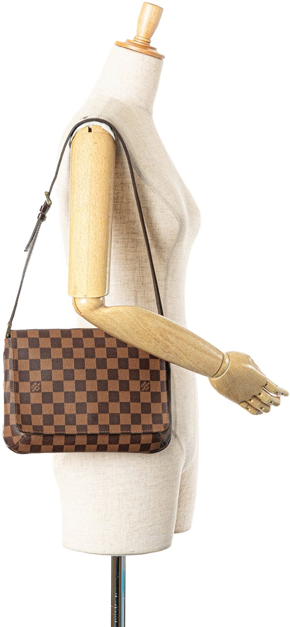 Louis Vuitton Damier Ebene Musette Tango Short Strap Bruin
