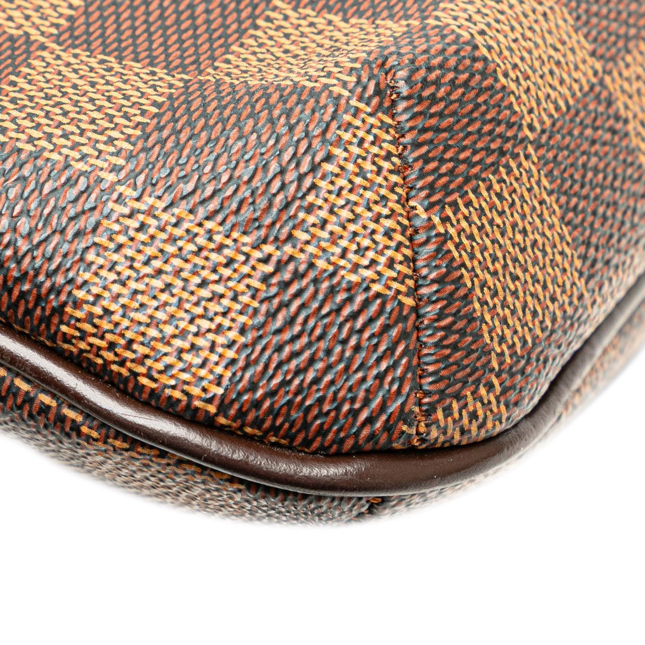 Louis Vuitton Damier Ebene Musette Tango Short Strap Bruin