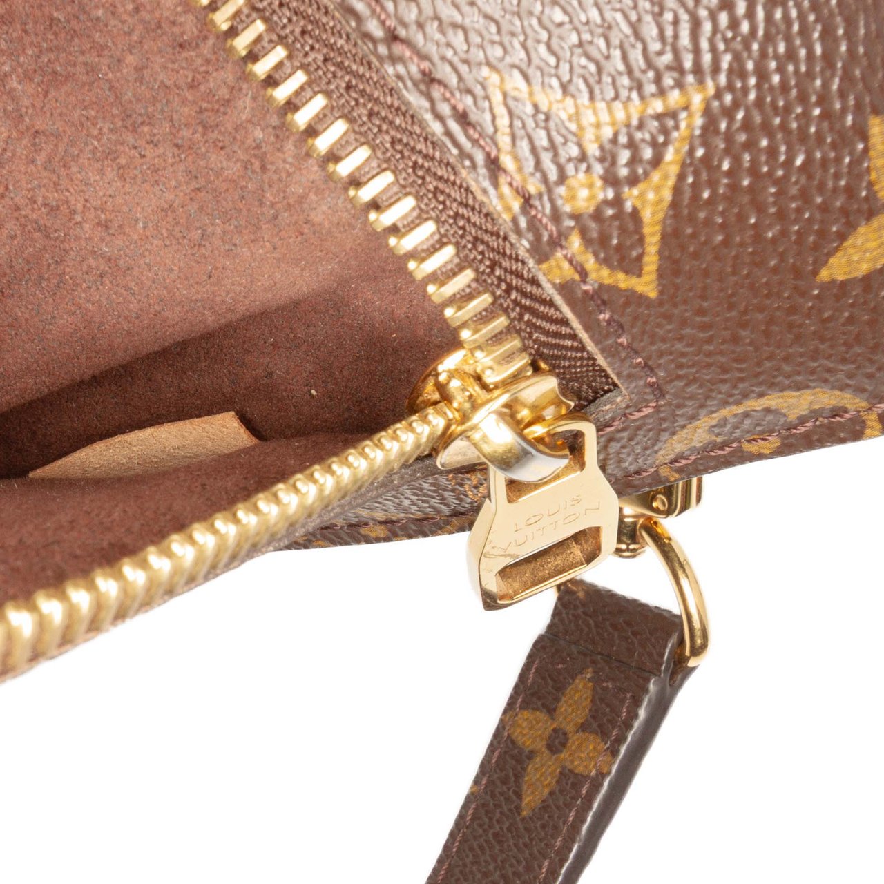 Louis Vuitton Monogram Pochette Metis Bruin