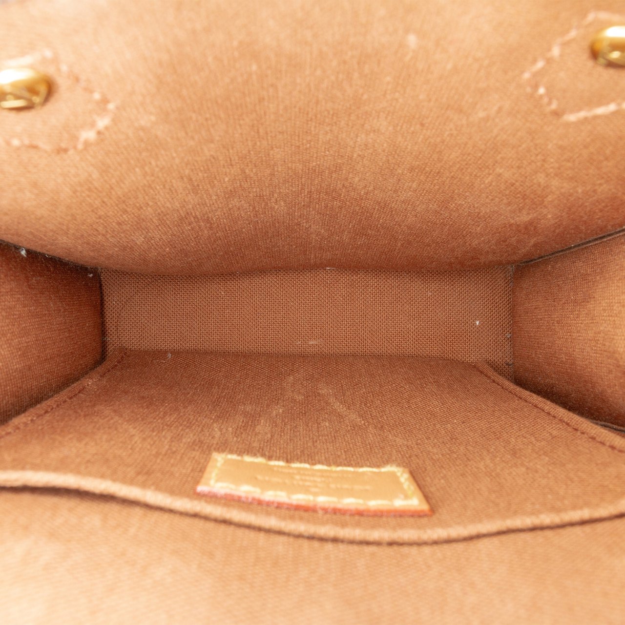 Louis Vuitton Monogram Petit Sac Plat Bruin