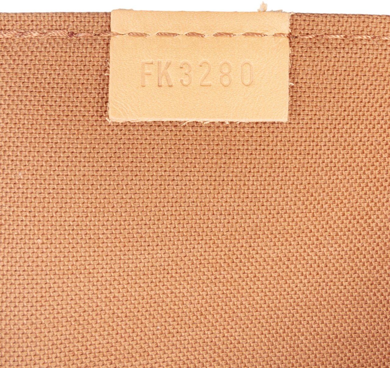 Louis Vuitton Monogram Petit Sac Plat Bruin