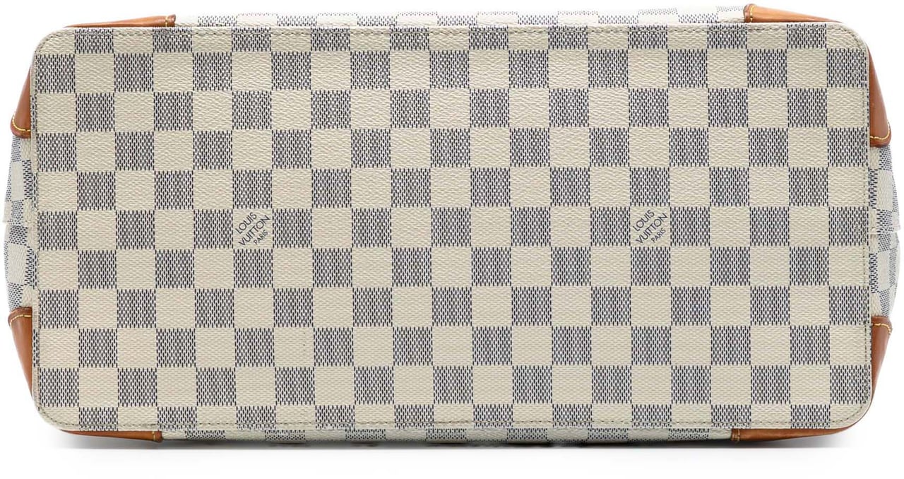 Louis Vuitton Damier Azur Hampstead MM Wit