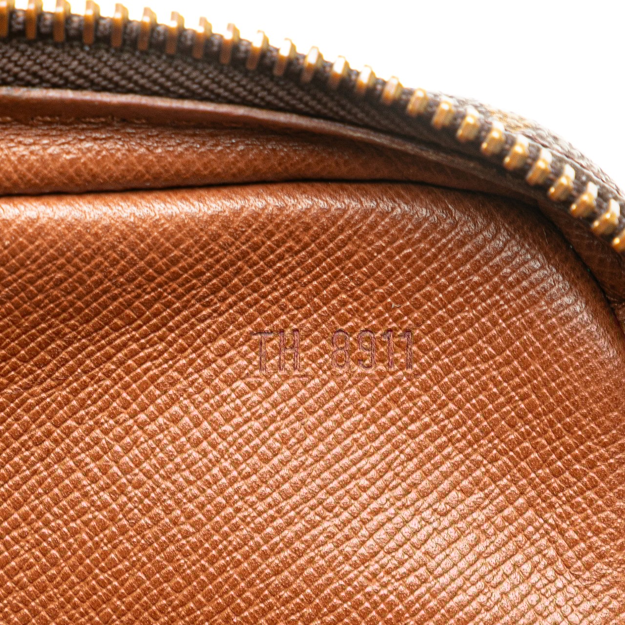 Louis Vuitton Monogram Pochette Marly Bandouliere Bruin