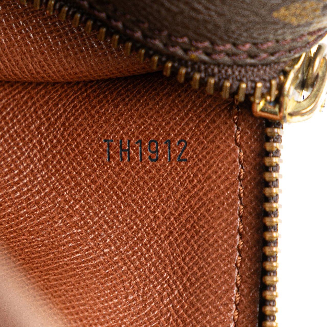 Louis Vuitton Monogram Papillon 30 Bruin