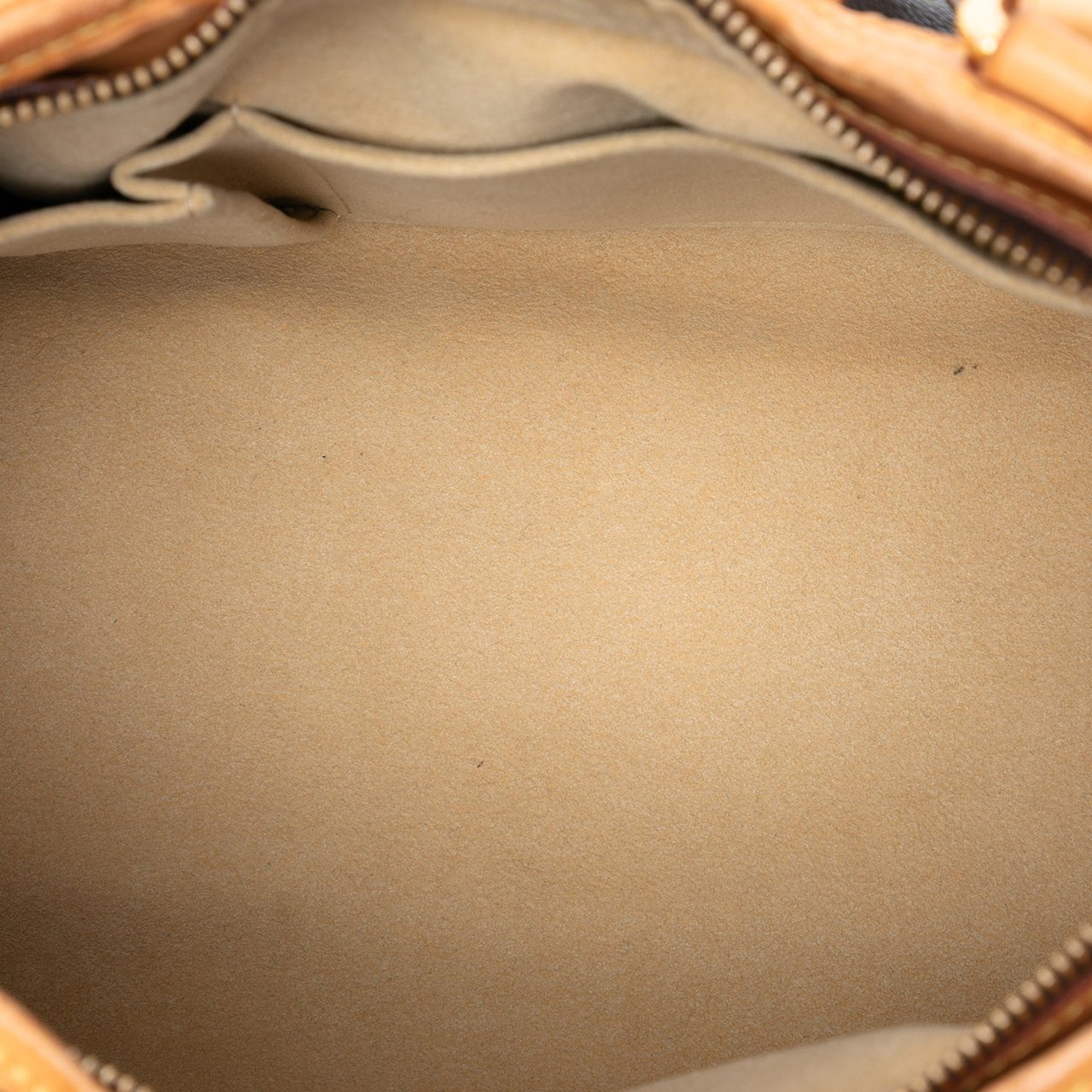 Louis Vuitton Monogram Boetie PM Bruin