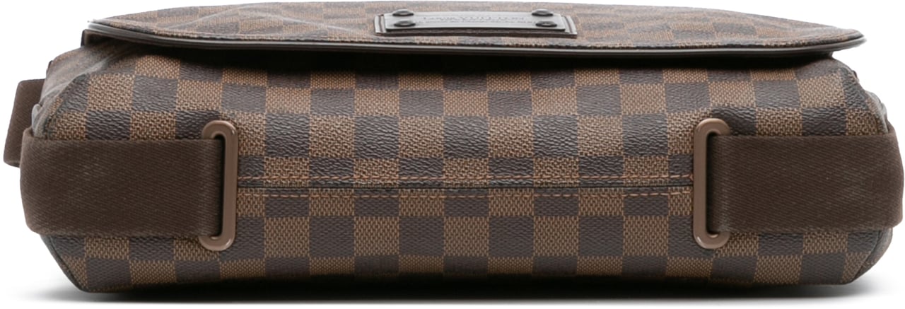 Louis Vuitton Damier Ebene Brooklyn MM Bruin