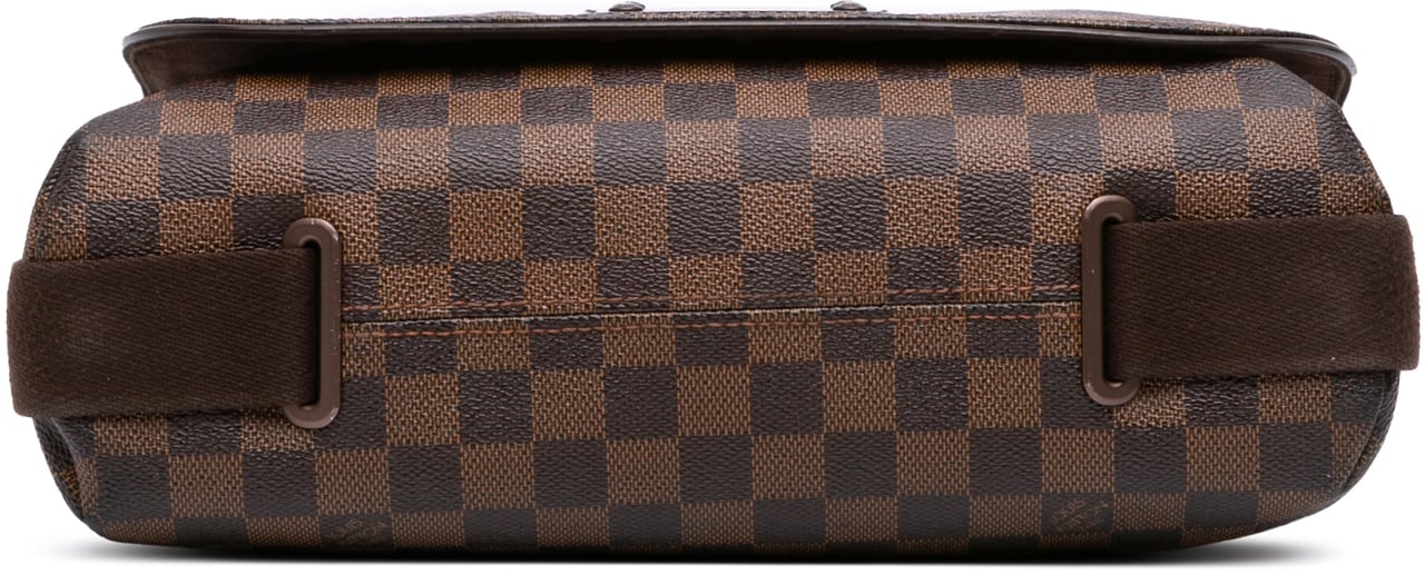Louis Vuitton Damier Ebene Brooklyn MM Bruin