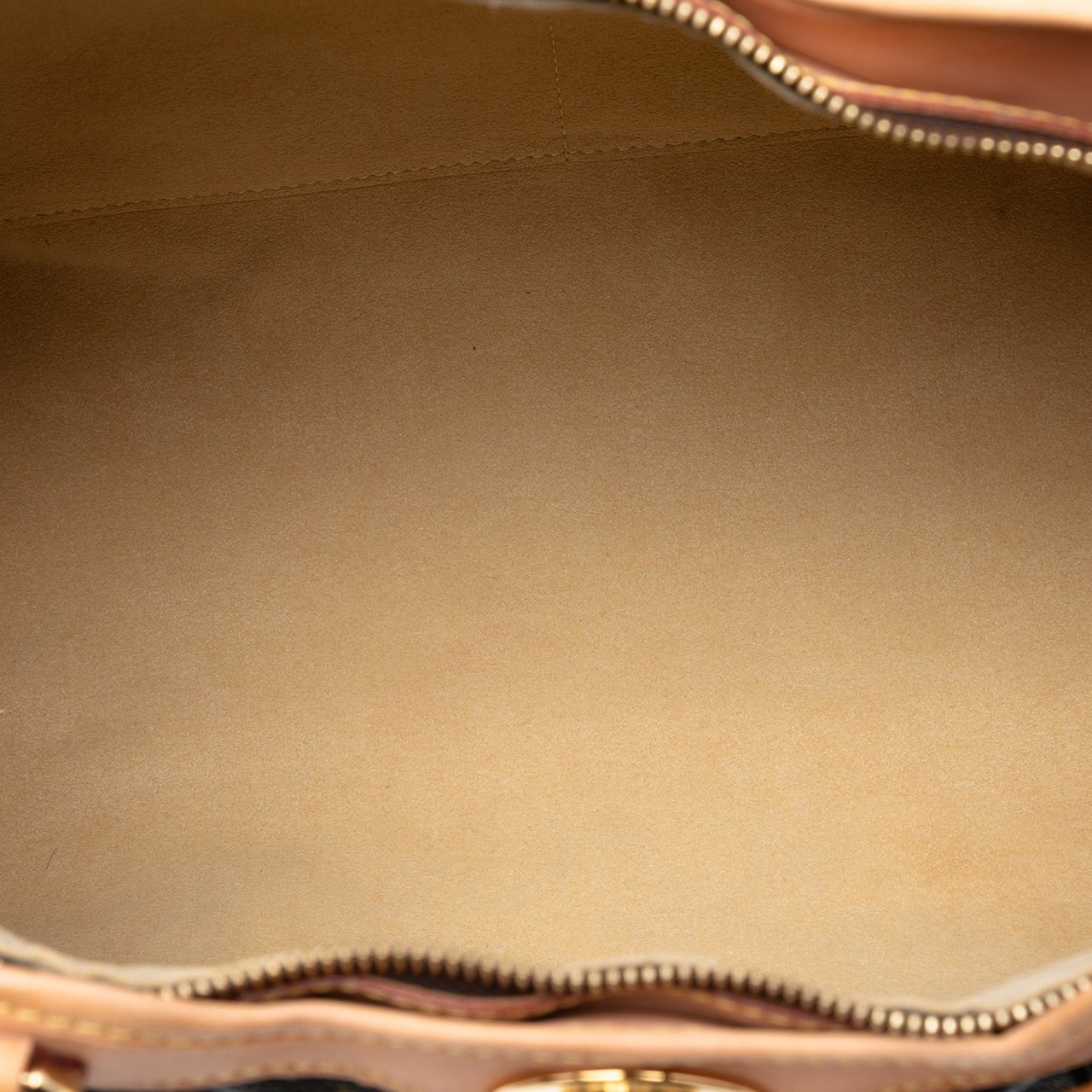 Louis Vuitton Monogram Boetie PM Bruin