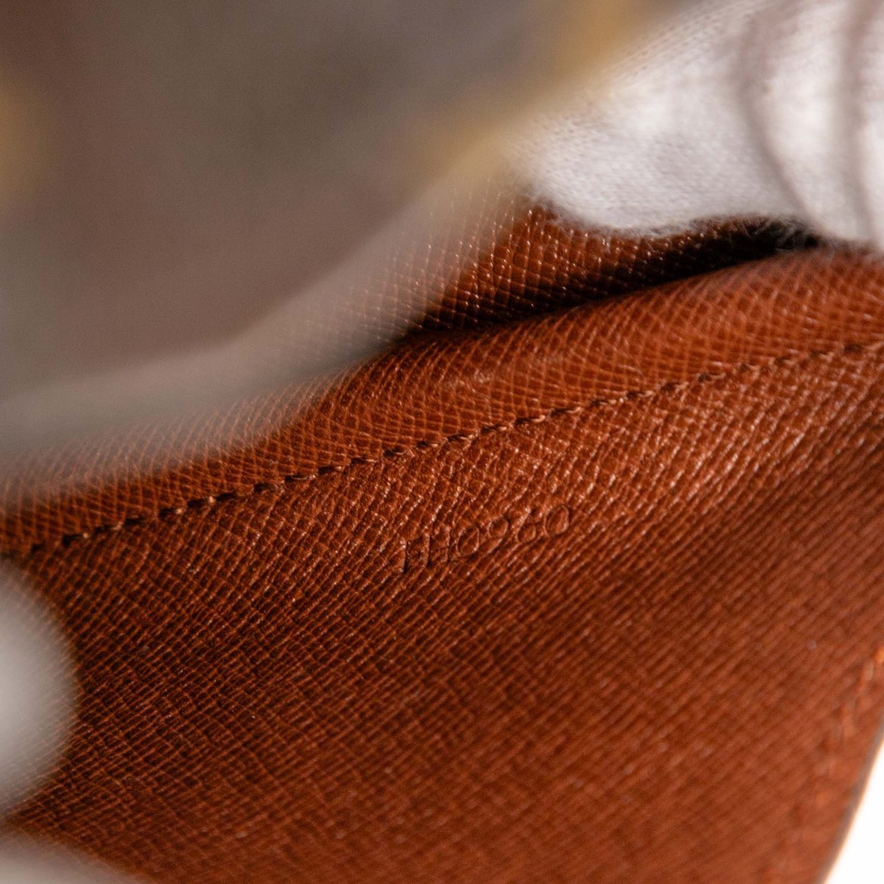 Louis Vuitton Monogram Cartouchiere MM Bruin