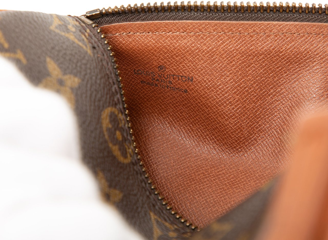 Louis Vuitton Monogram Papillon 26 Bruin