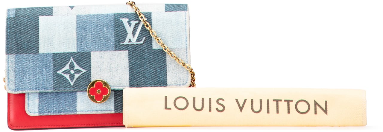 Louis Vuitton Monogram Denim Patchwork Fiore Chain Wallet Blauw