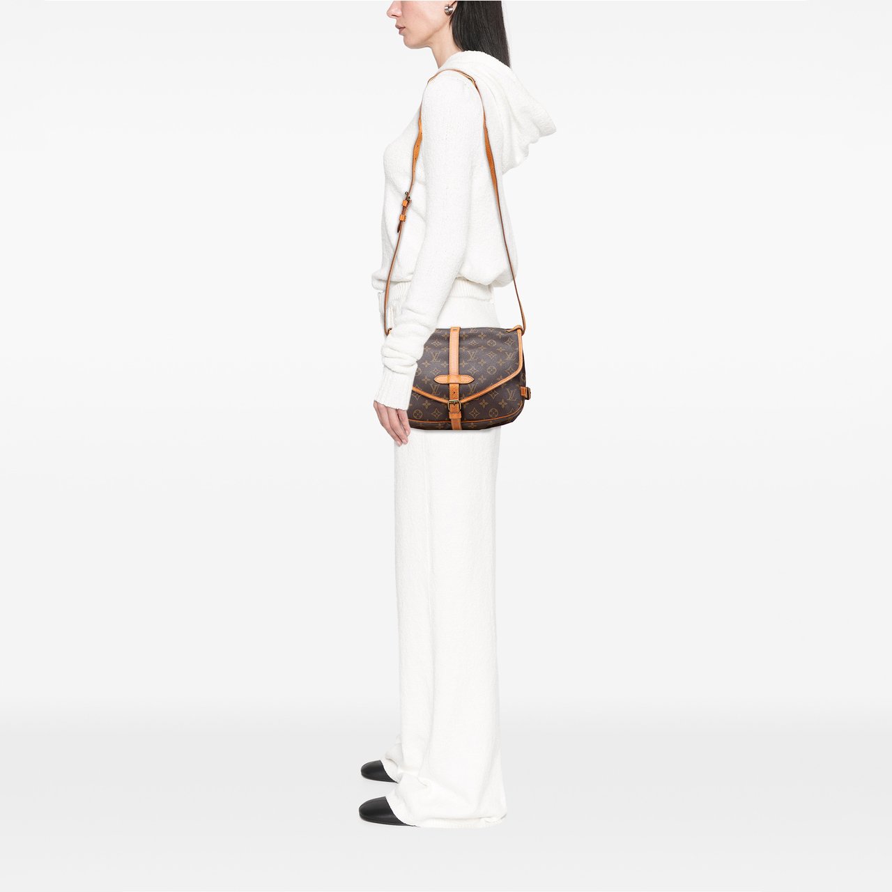 Louis Vuitton Monogram Saumur 30 Bruin