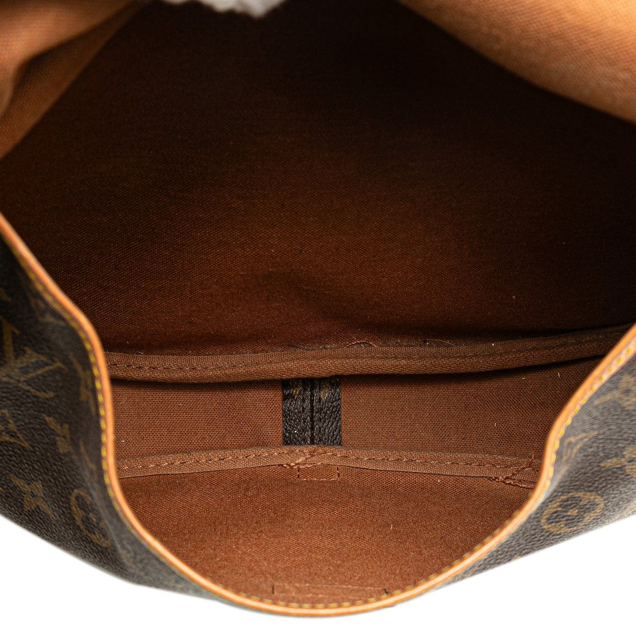 Louis Vuitton Monogram Saumur 30 Bruin