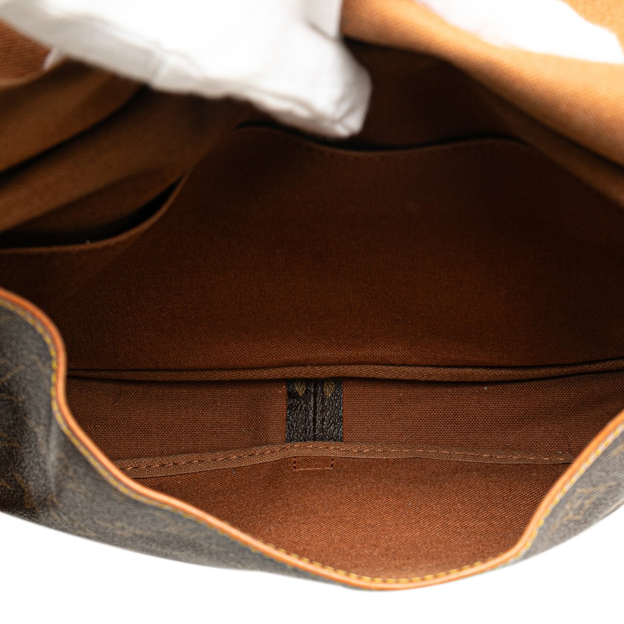 Louis Vuitton Monogram Saumur 30 Bruin