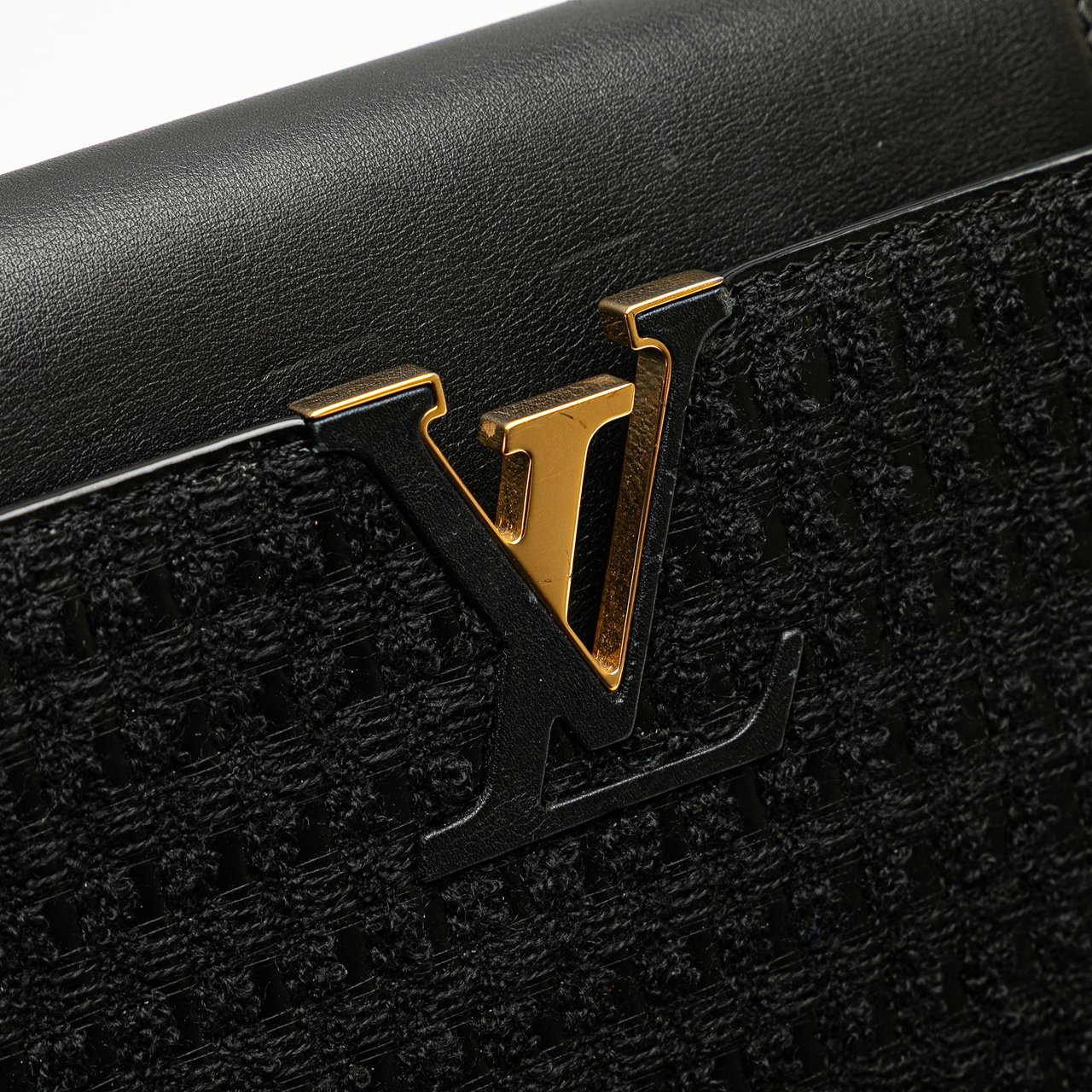 Louis Vuitton Tweed Capucines MM Zwart