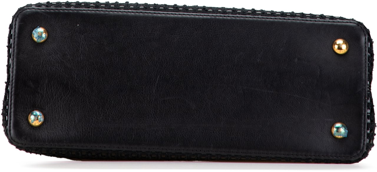 Louis Vuitton Tweed Capucines MM Zwart