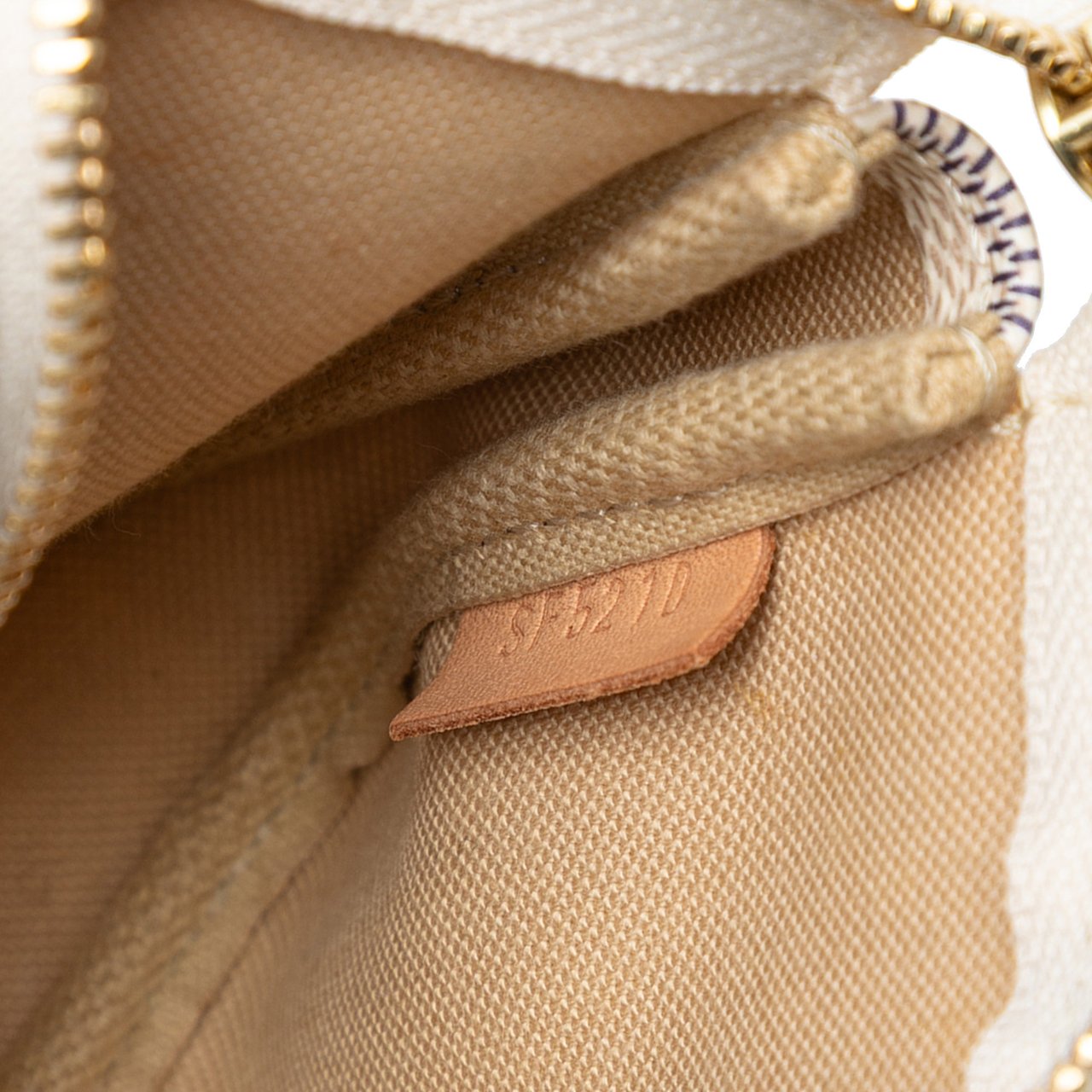 Louis Vuitton Damier Azur Mini Pochette Accessoires Wit