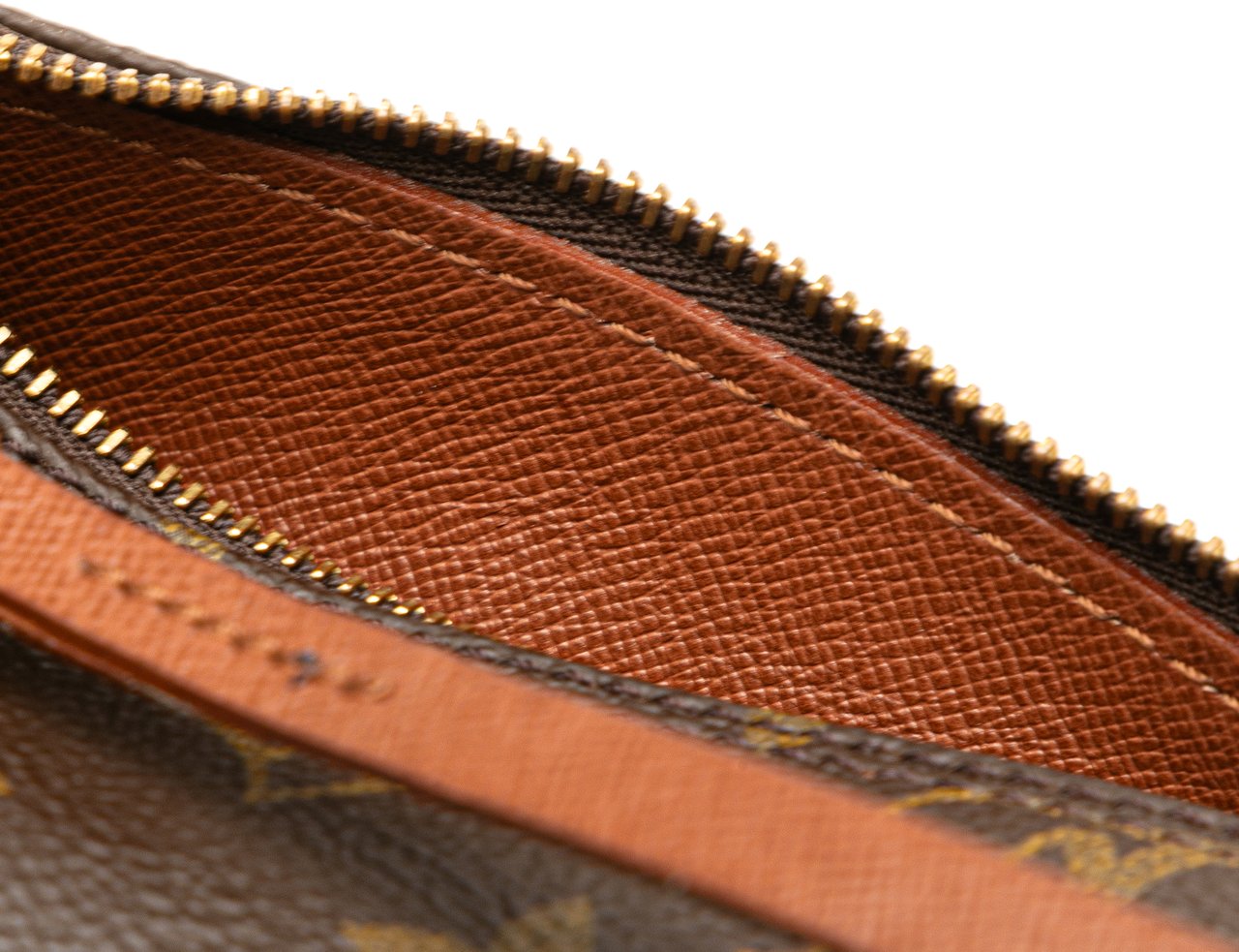 Louis Vuitton Monogram Papillon Pochette Bruin