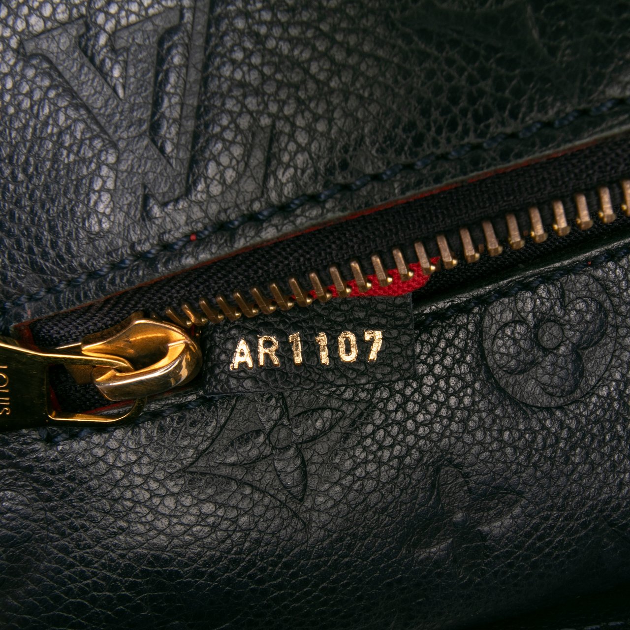 Louis Vuitton Monogram Empreinte Pochette Metis Blauw