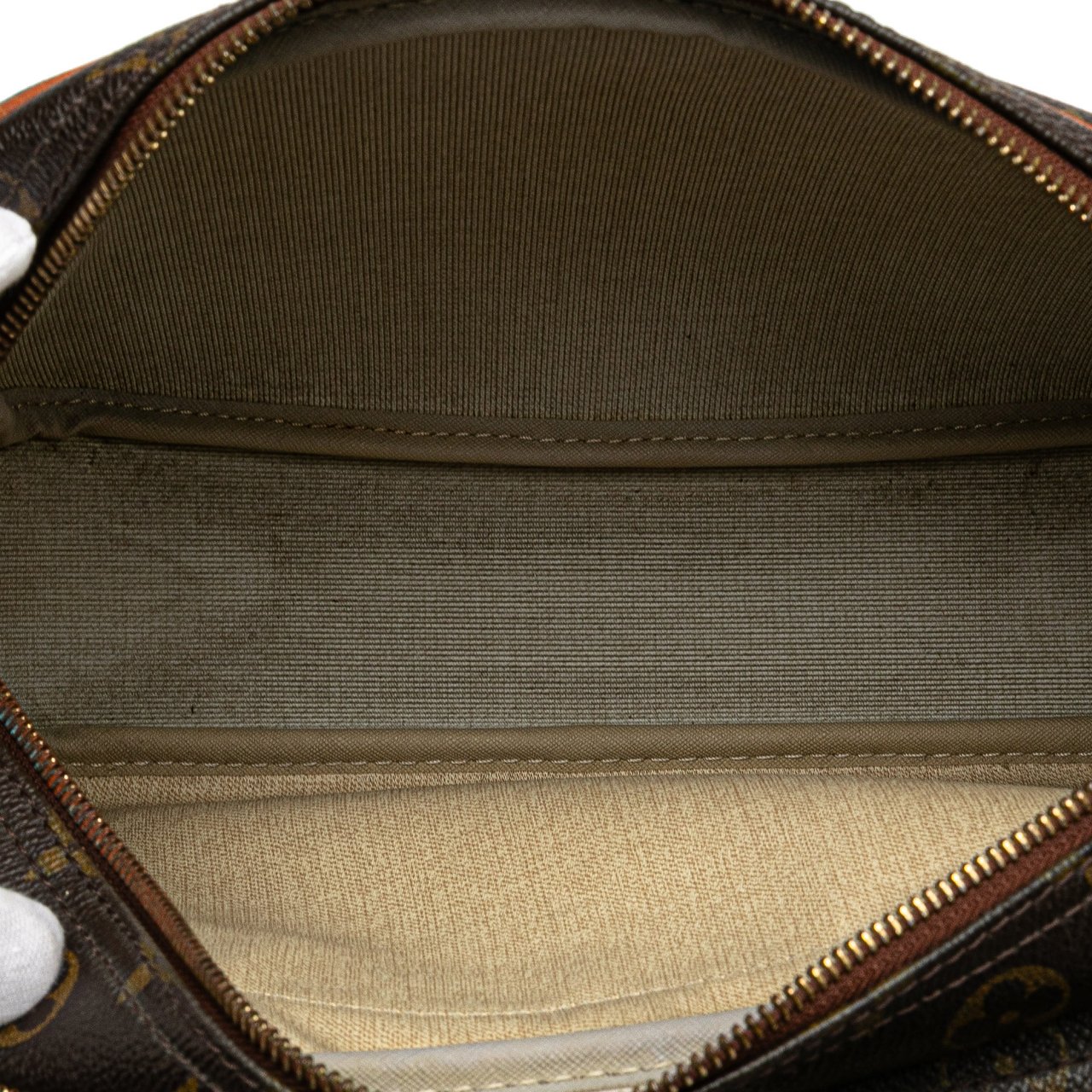 Louis Vuitton Monogram Reporter PM Bruin