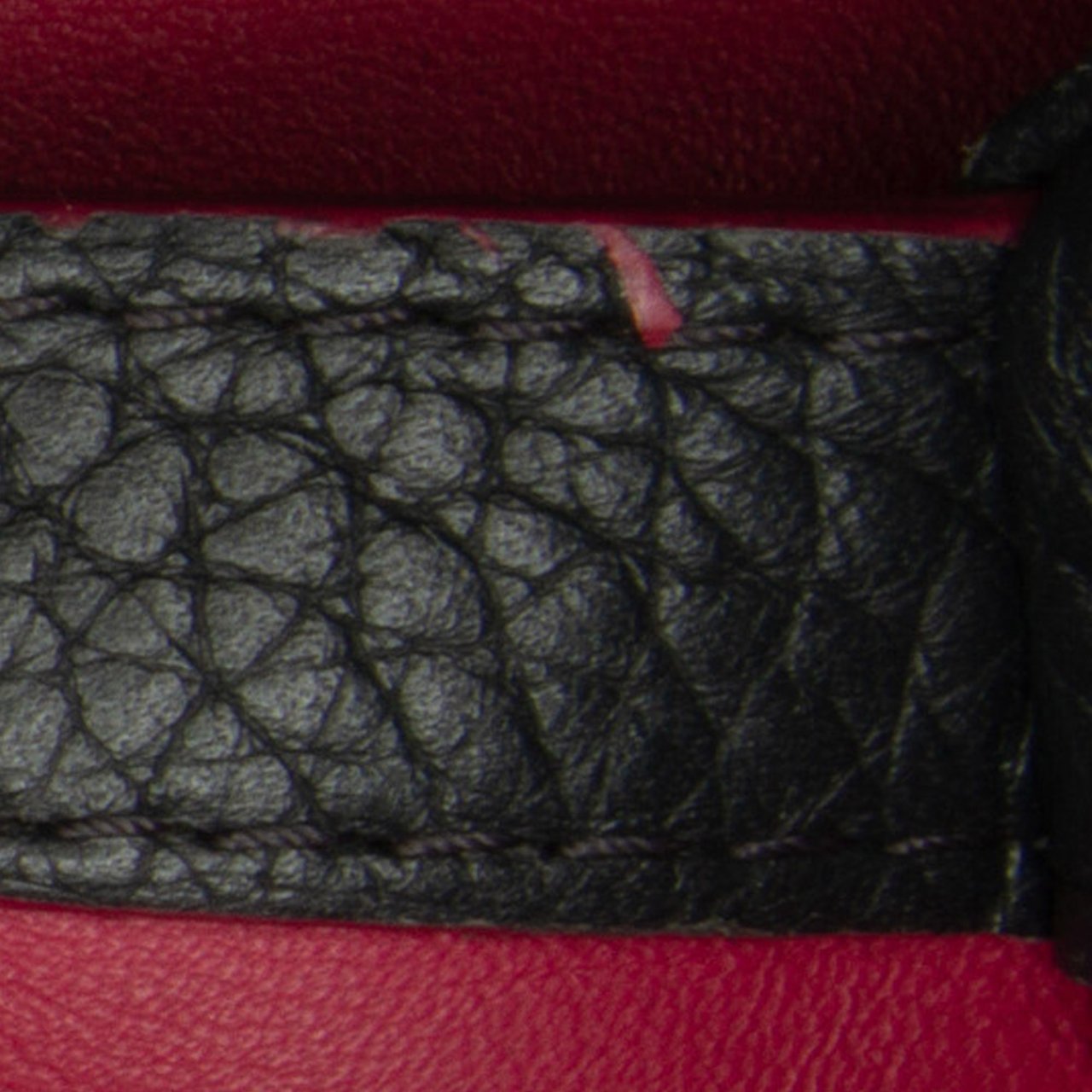 Louis Vuitton Taurillon Capucines BB Zwart