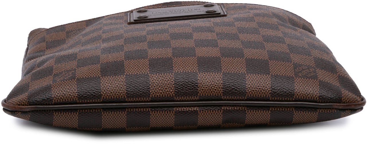 Louis Vuitton Damier Ebene Brooklyn Pochette Bruin