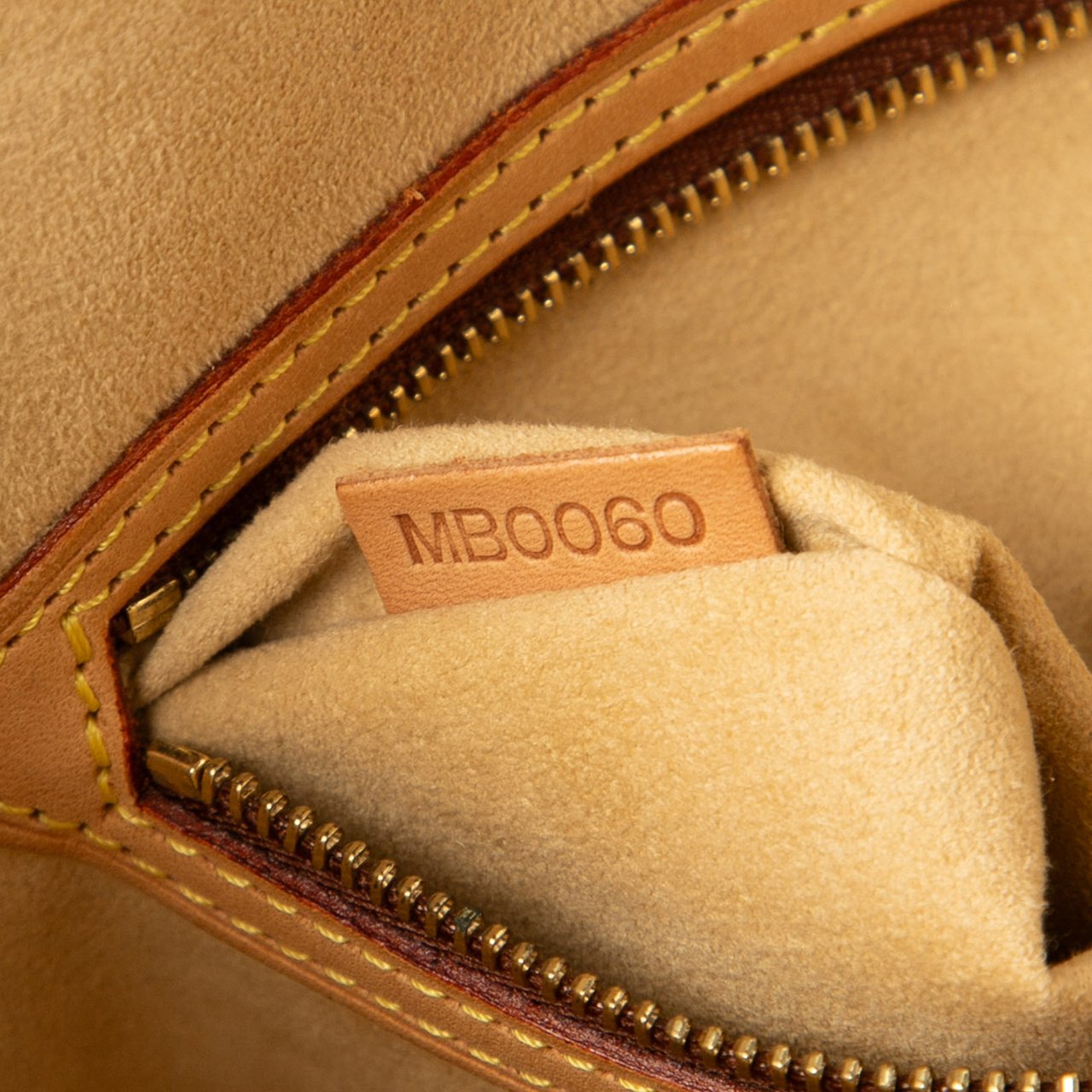 Louis Vuitton Monogram Babylone Bruin