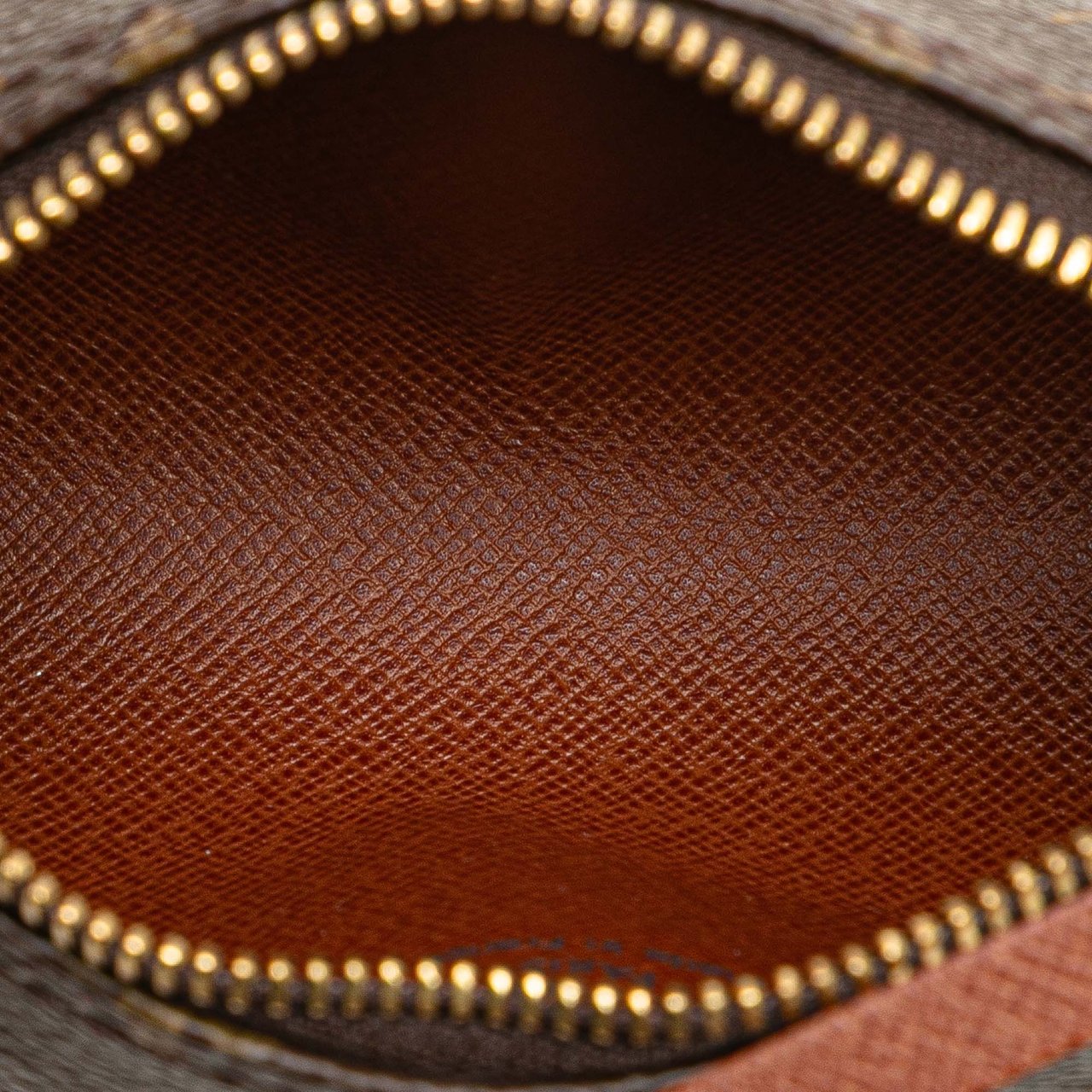 Louis Vuitton Monogram Papillon Pochette Bruin