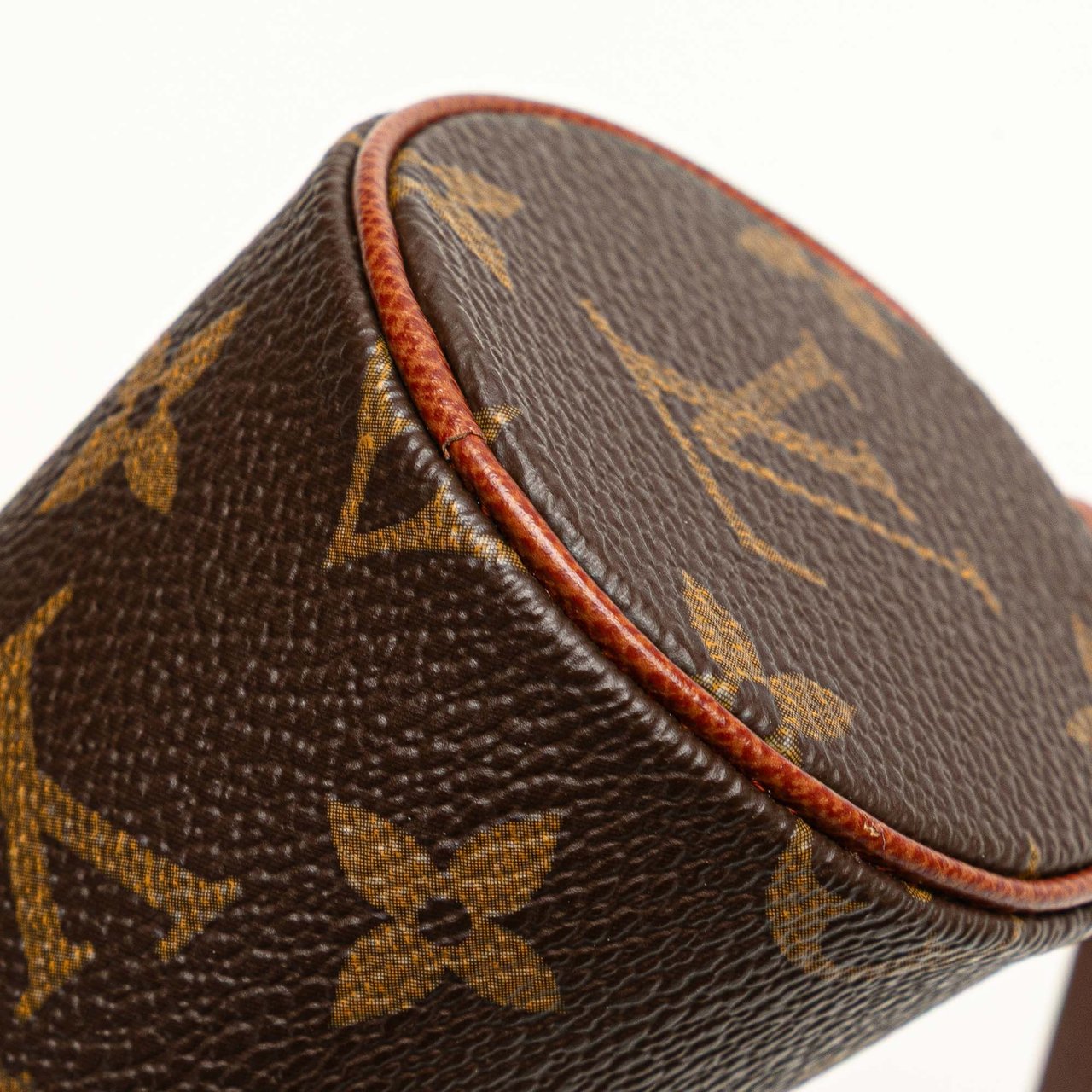 Louis Vuitton Monogram Papillon Pochette Bruin