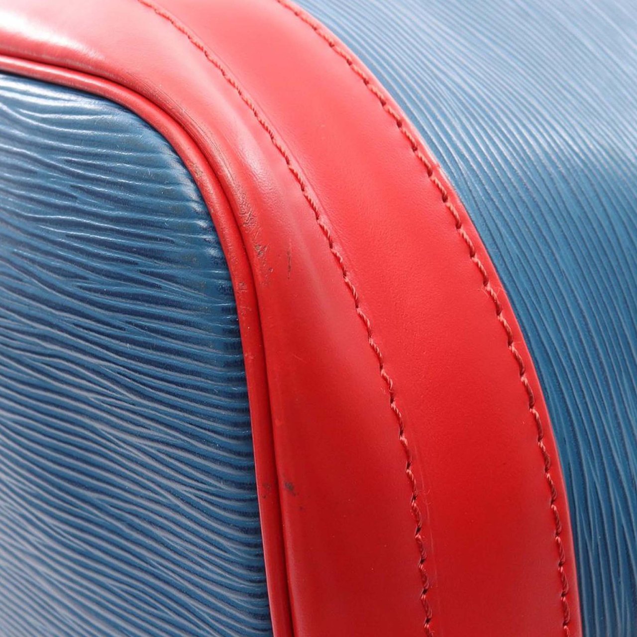 Louis Vuitton Epi Noe Tricolor GM Blauw