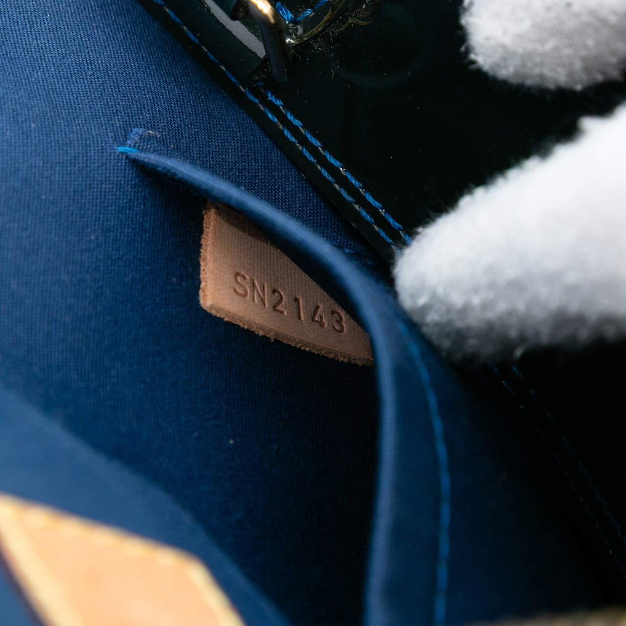 Louis Vuitton Monogram Vernis Alma PM Blauw