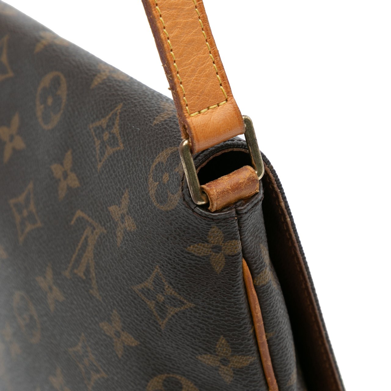 Louis Vuitton Monogram Musette Salsa Short Strap Bruin
