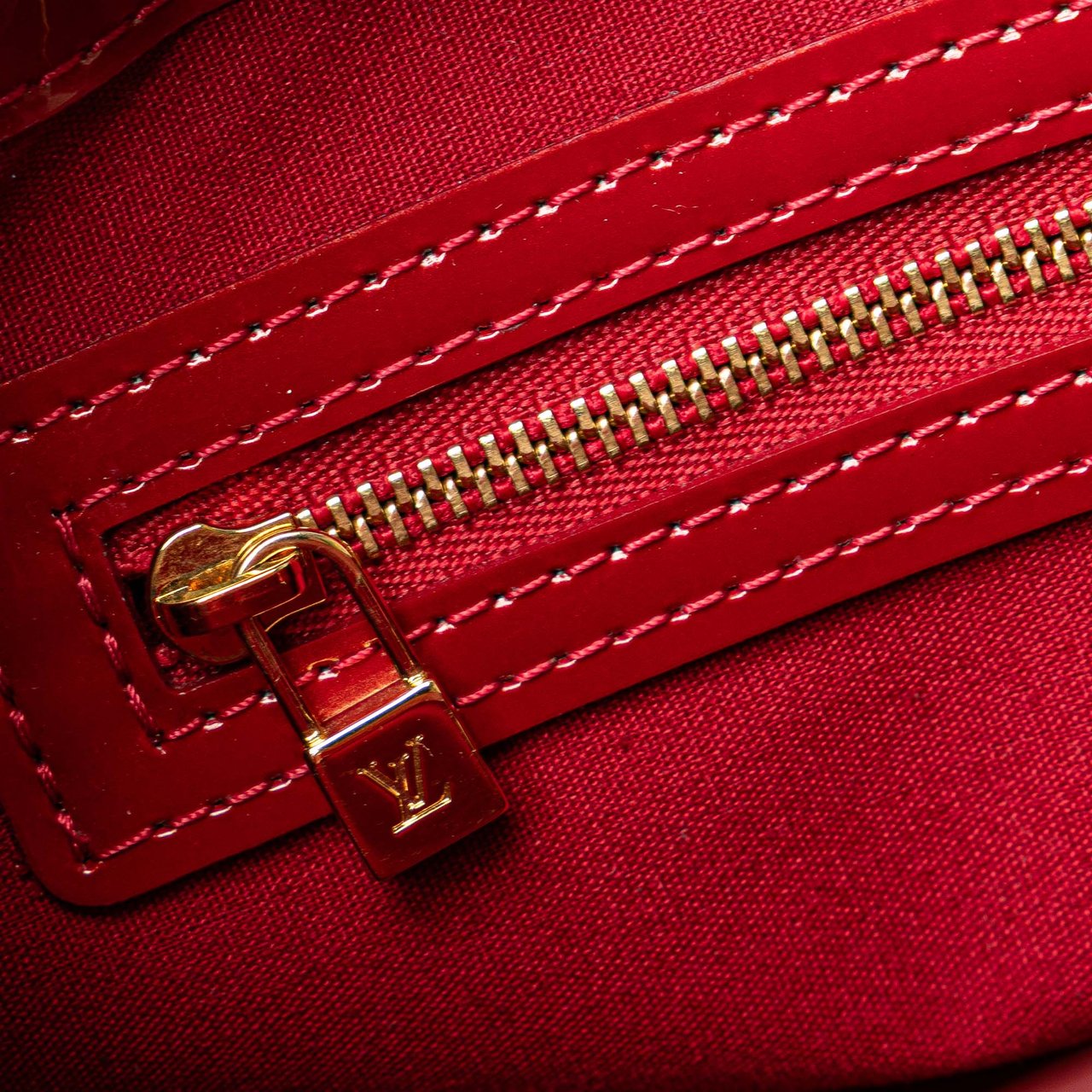 Louis Vuitton Monogram Vernis Wilshire PM Rood