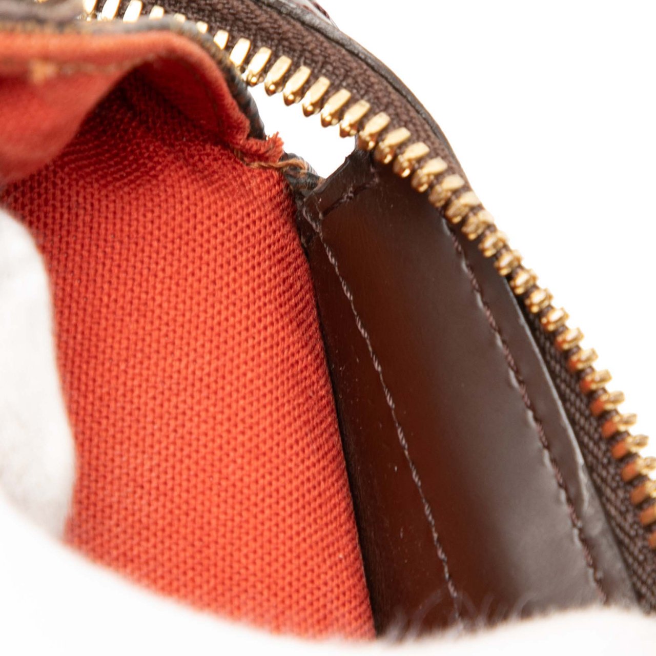 Louis Vuitton Damier Ebene Chelsea Bruin