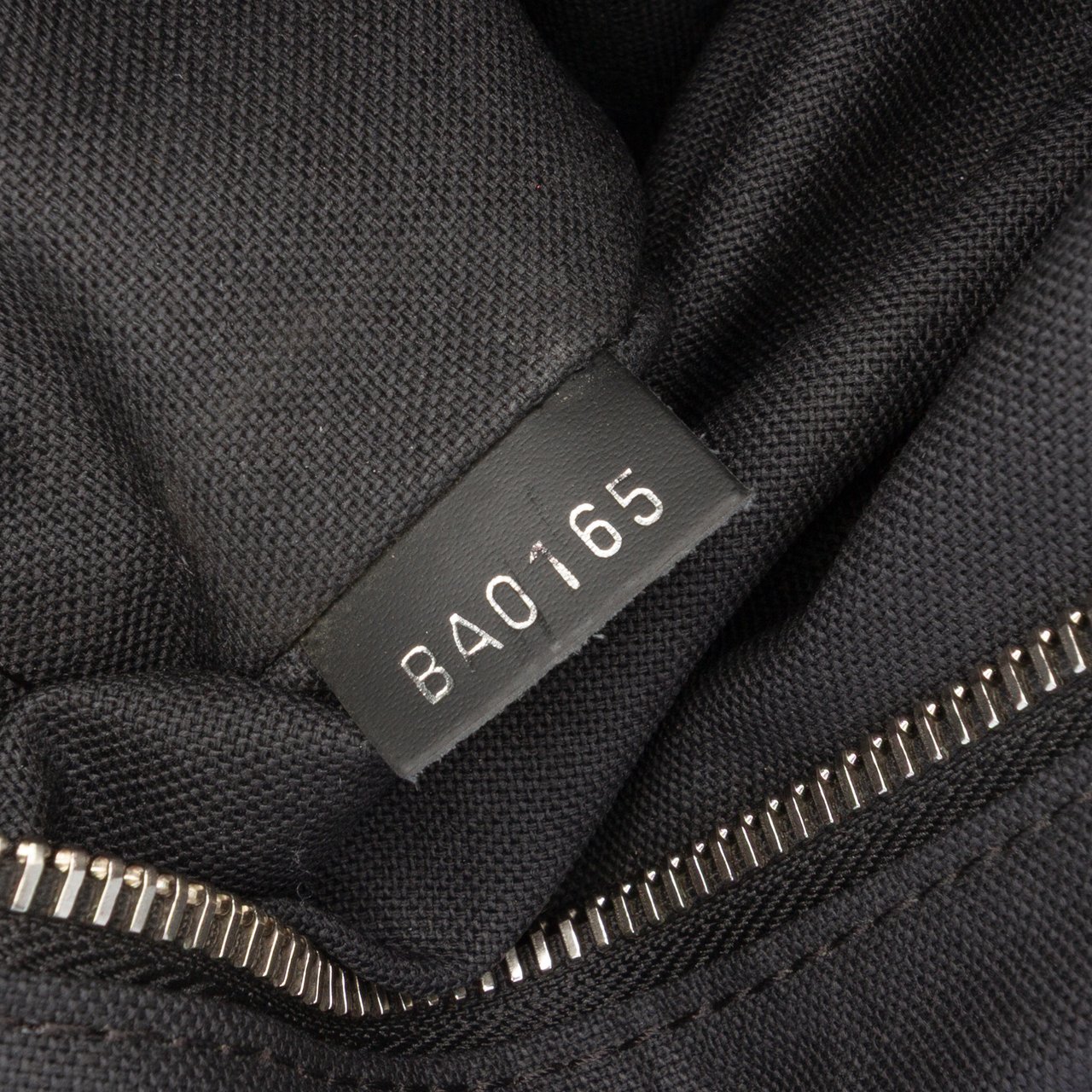 Louis Vuitton Damier Graphite Skyline Zwart