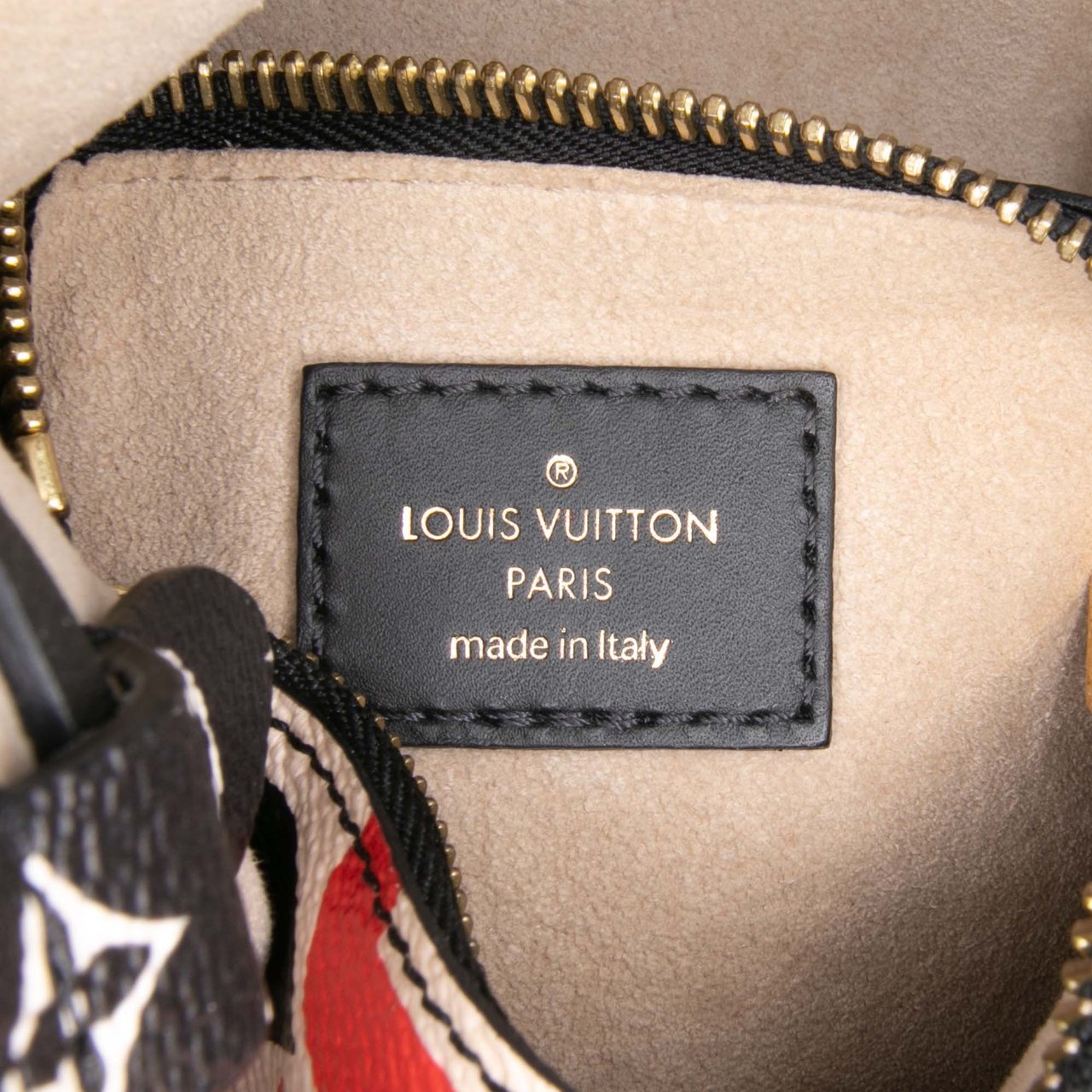 Louis Vuitton Monogram Giant Crafty Neonoe MM Rood