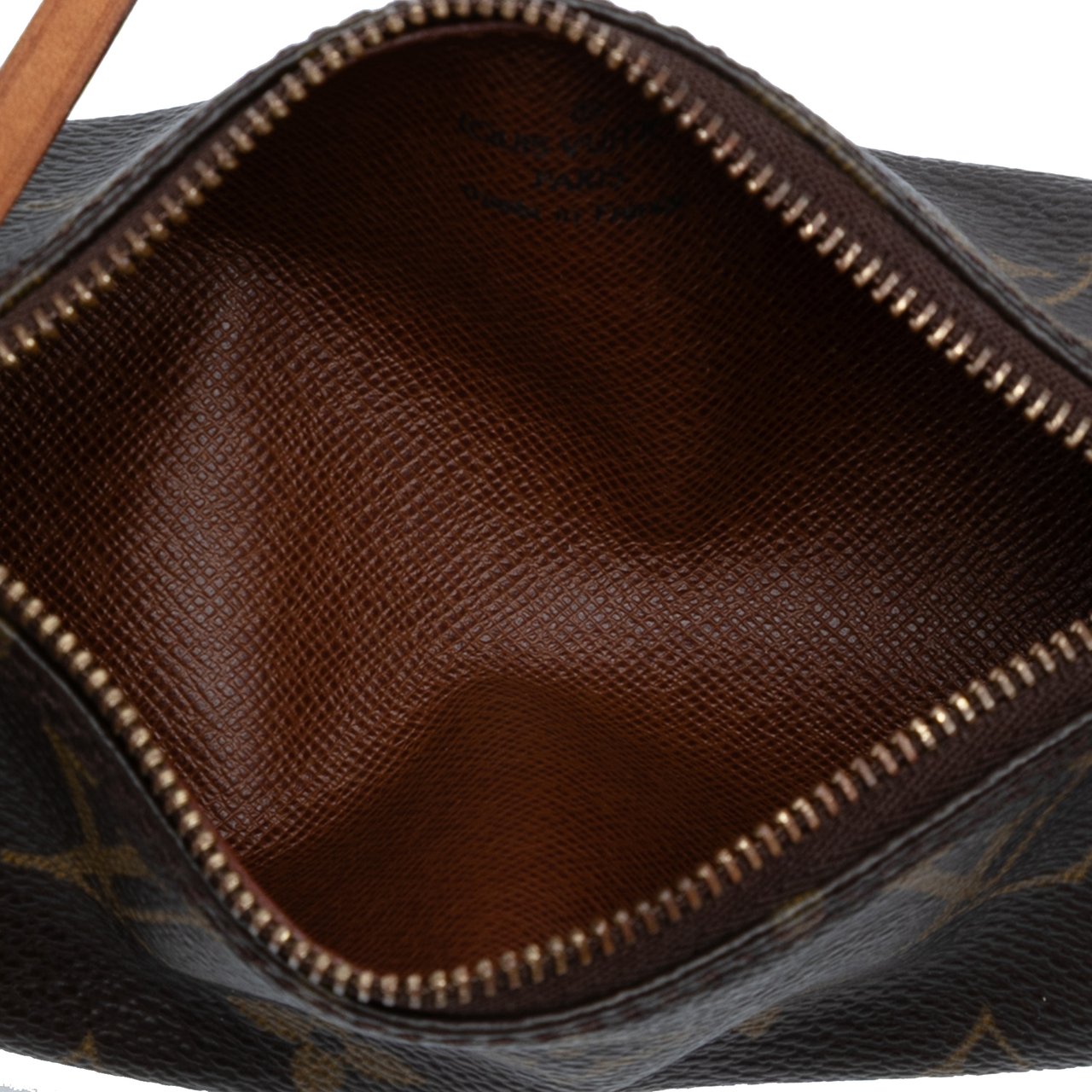 Louis Vuitton Monogram Papillon Pochette Bruin