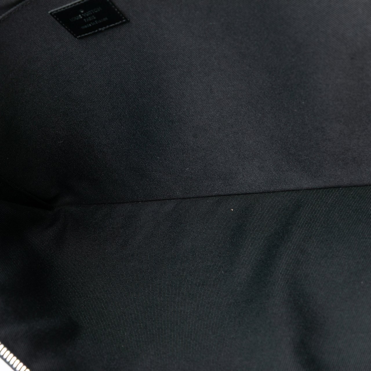 Louis Vuitton Damier Graphite Pochette Jour GM Zwart