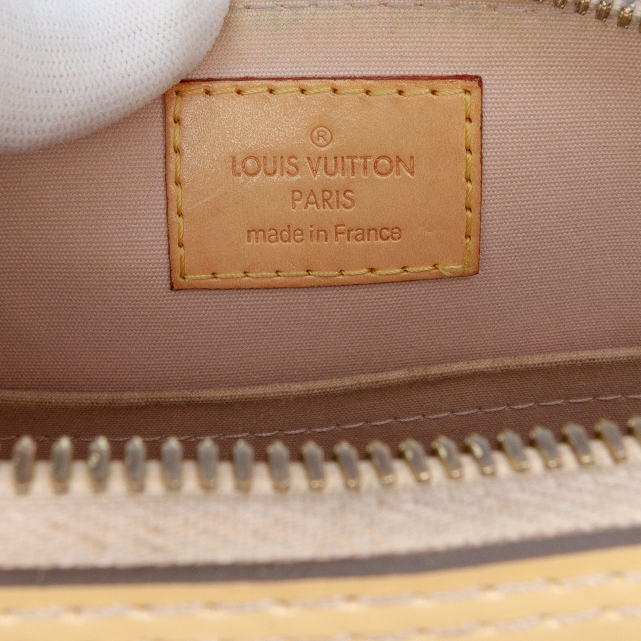 Louis Vuitton Monogram Vernis Alma BB Bruin