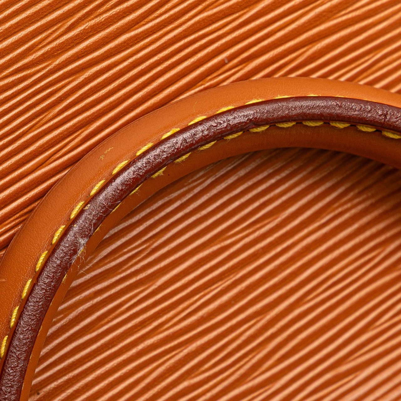 Louis Vuitton Epi Alma PM Bruin