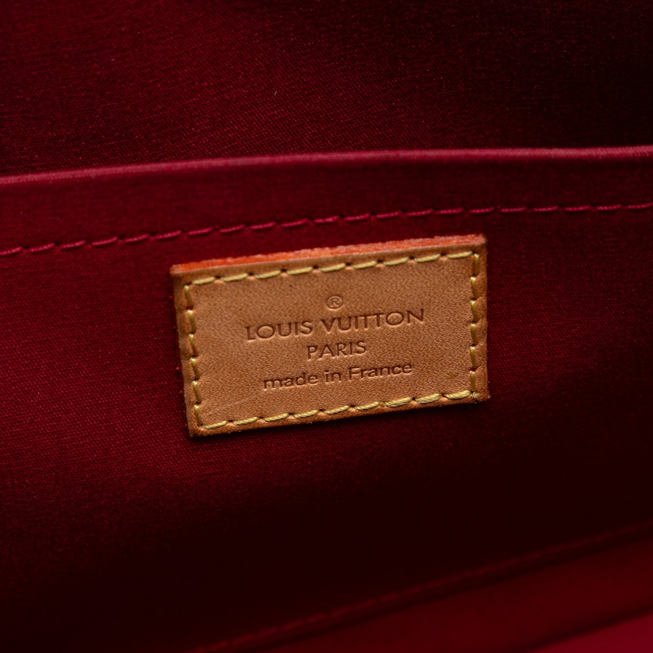 Louis Vuitton Monogram Vernis Rosewood Avenue Rood