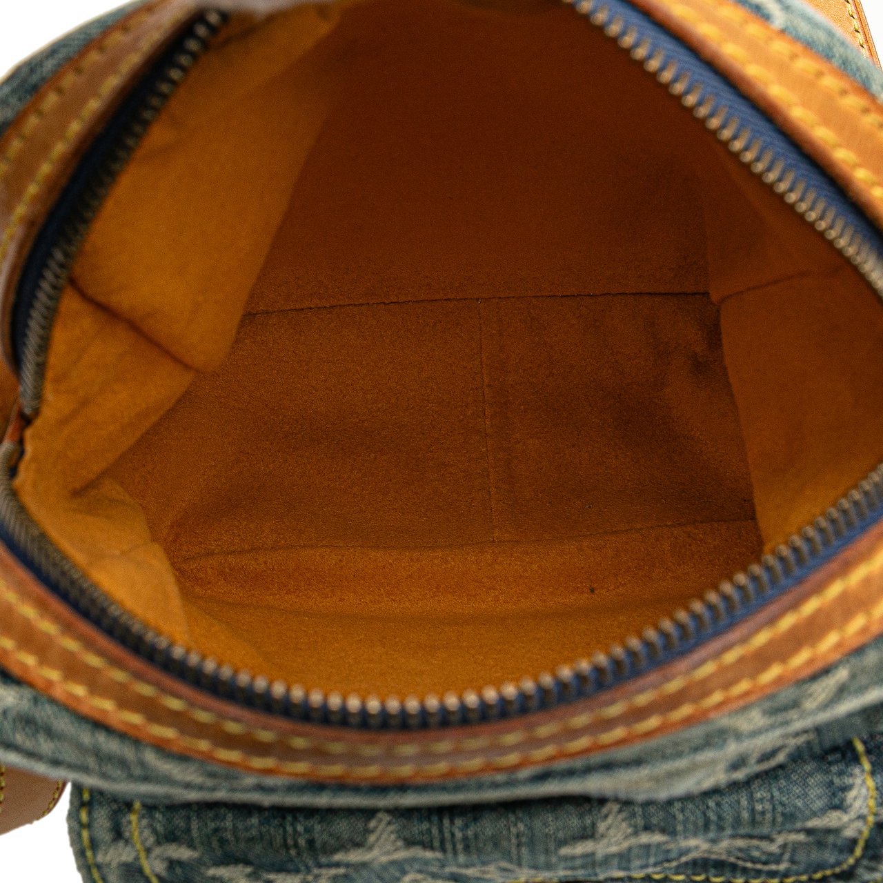Louis Vuitton Monogram Denim Camera Bag Blauw